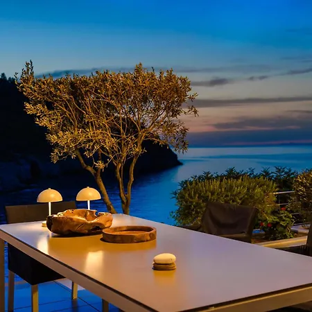 Tatil Evi Braunis Horio